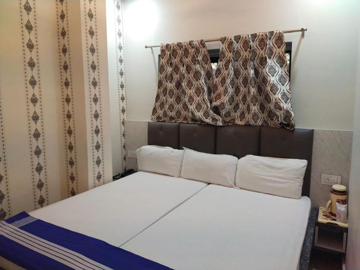 Hotel Gateway Kailash Varanasi Luaran gambar