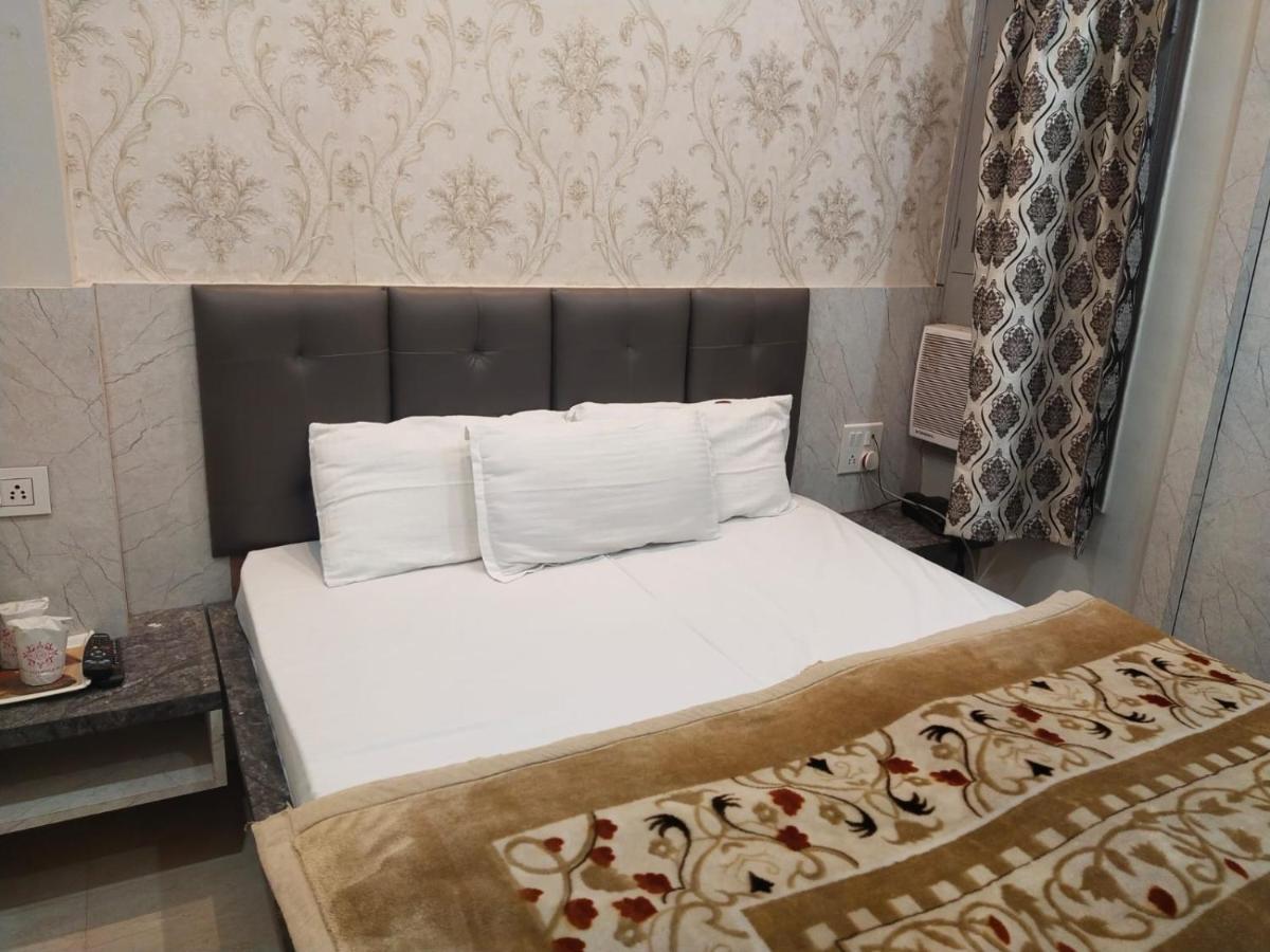 Hotel Gateway Kailash Varanasi Luaran gambar