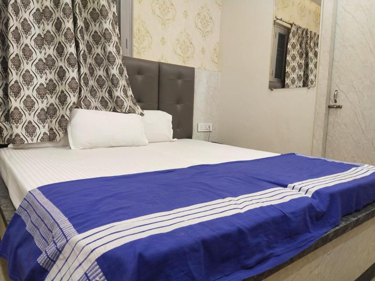 Hotel Gateway Kailash Varanasi Luaran gambar