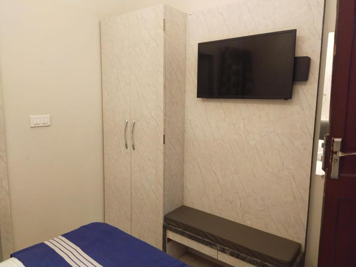 Hotel Gateway Kailash Varanasi Luaran gambar