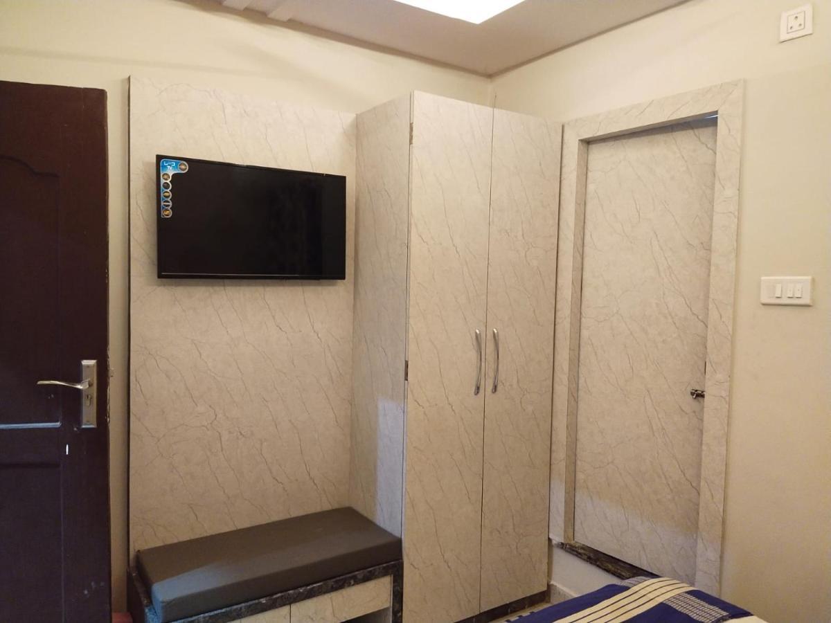 Hotel Gateway Kailash Varanasi Luaran gambar
