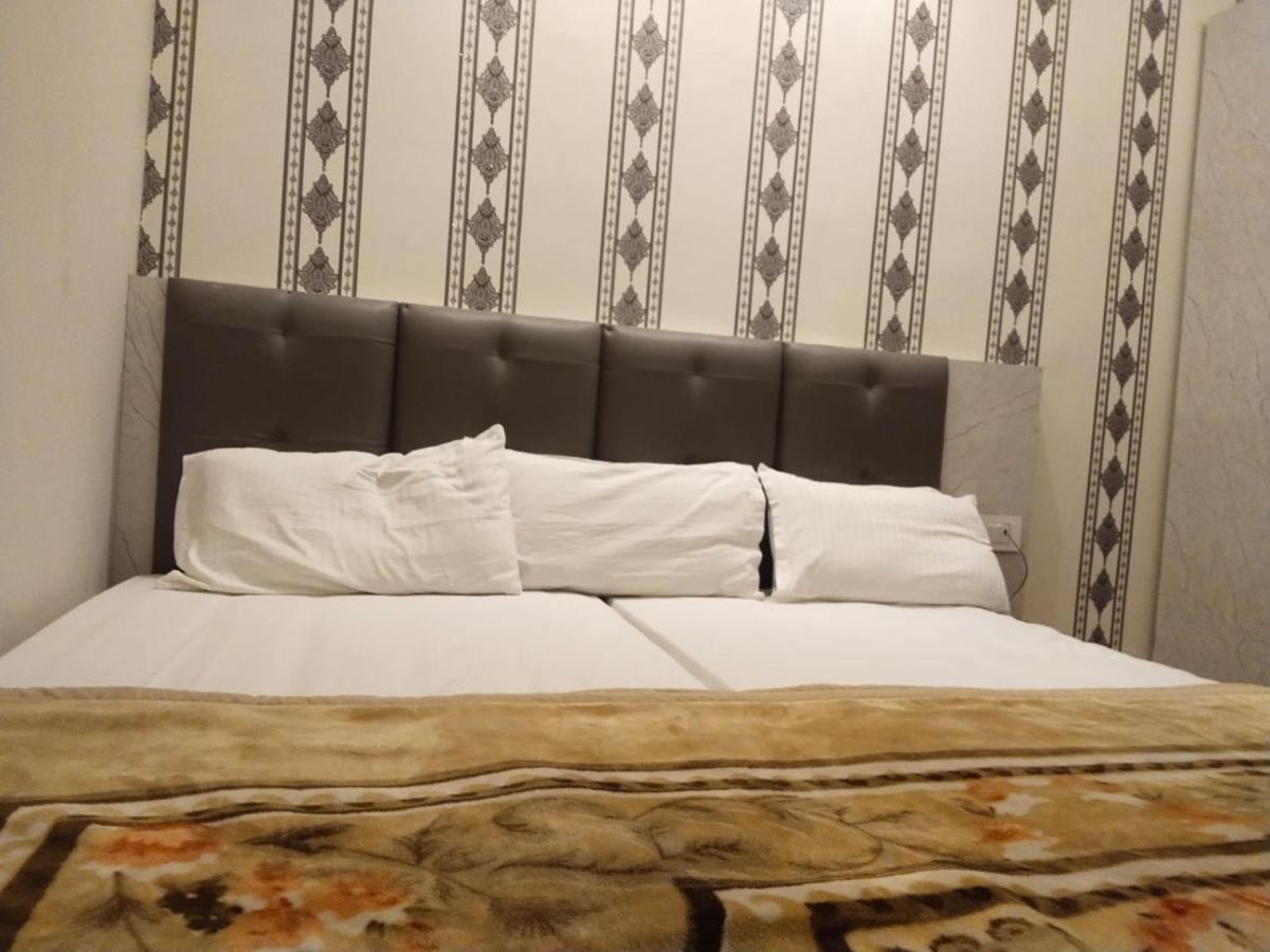 Hotel Gateway Kailash Varanasi Luaran gambar