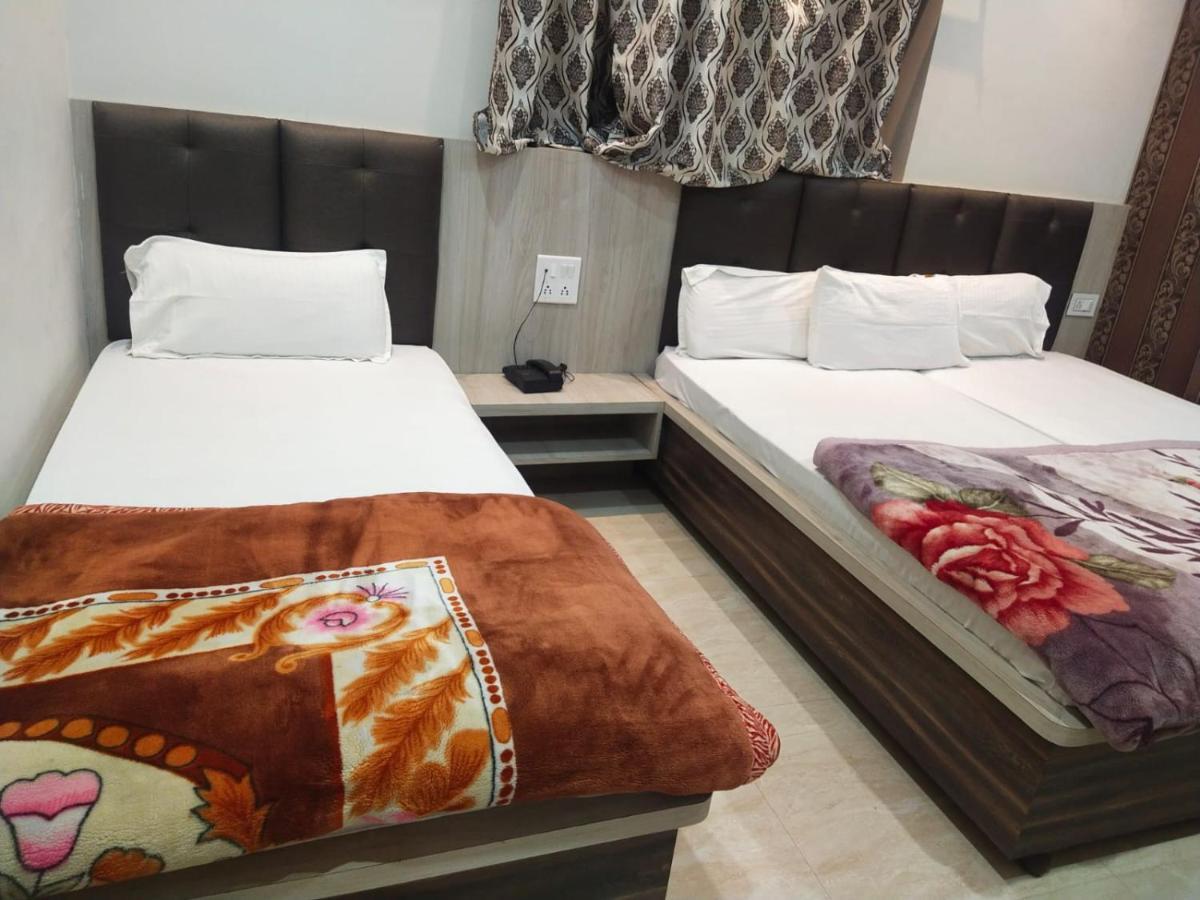 Hotel Gateway Kailash Varanasi Luaran gambar