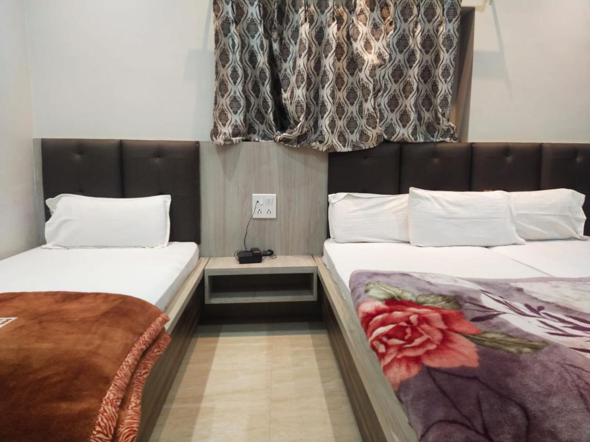 Hotel Gateway Kailash Varanasi Luaran gambar