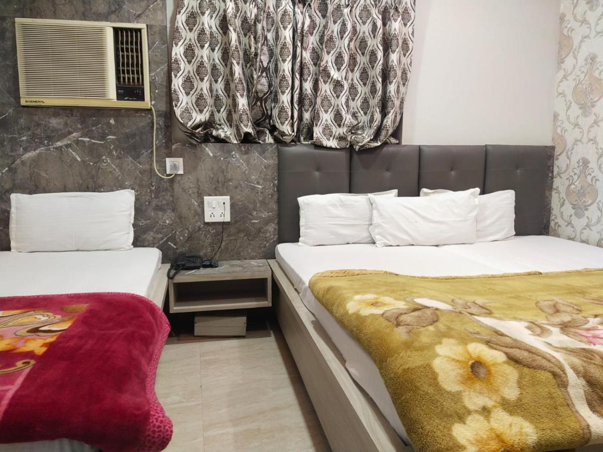 Hotel Gateway Kailash Varanasi Luaran gambar