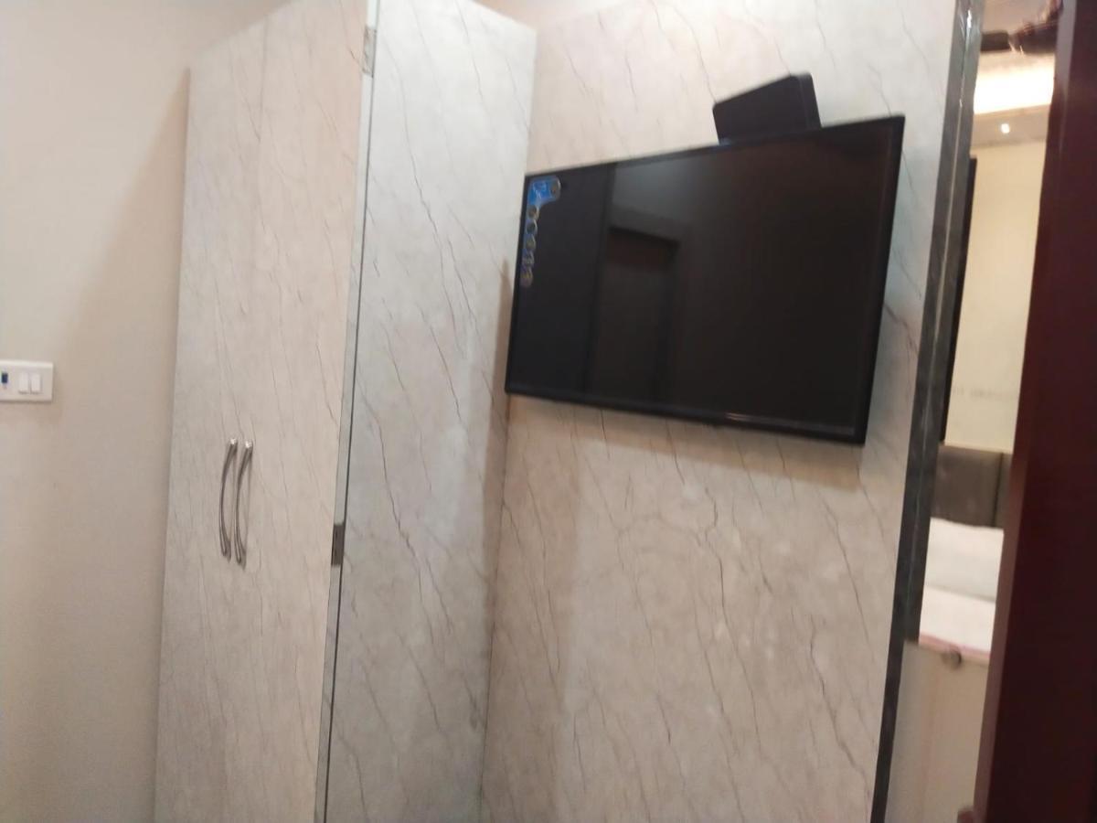 Hotel Gateway Kailash Varanasi Luaran gambar